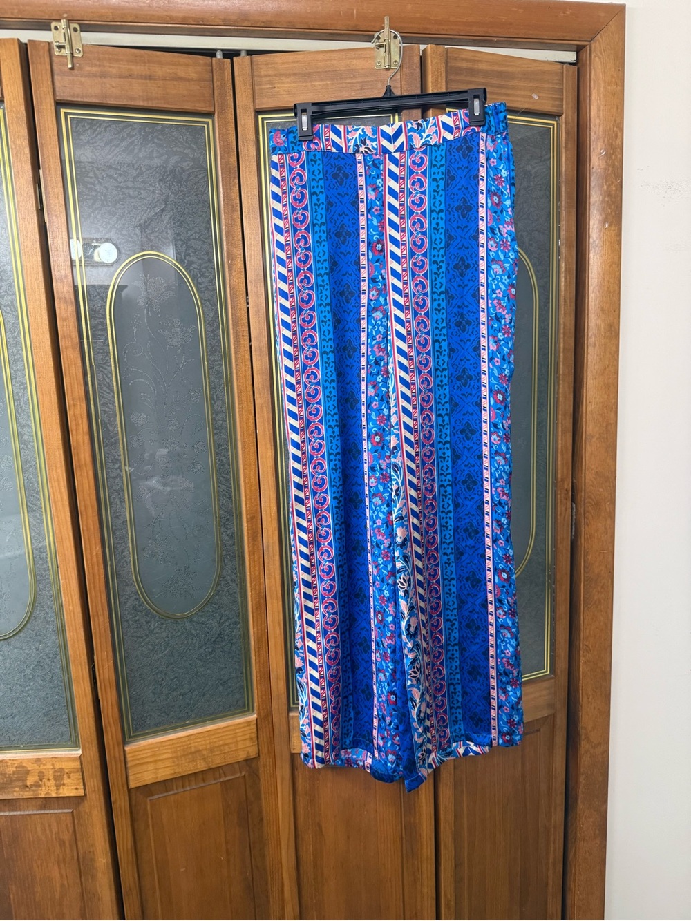 ZARA LADIES Blue  Patterned Women’s Pants - Vibrant Striped Print, NWOT